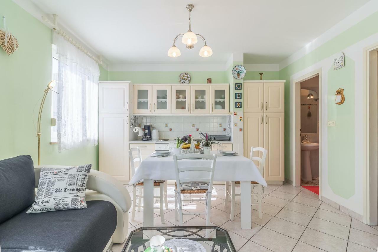 Apartment Melli Pula Luaran gambar